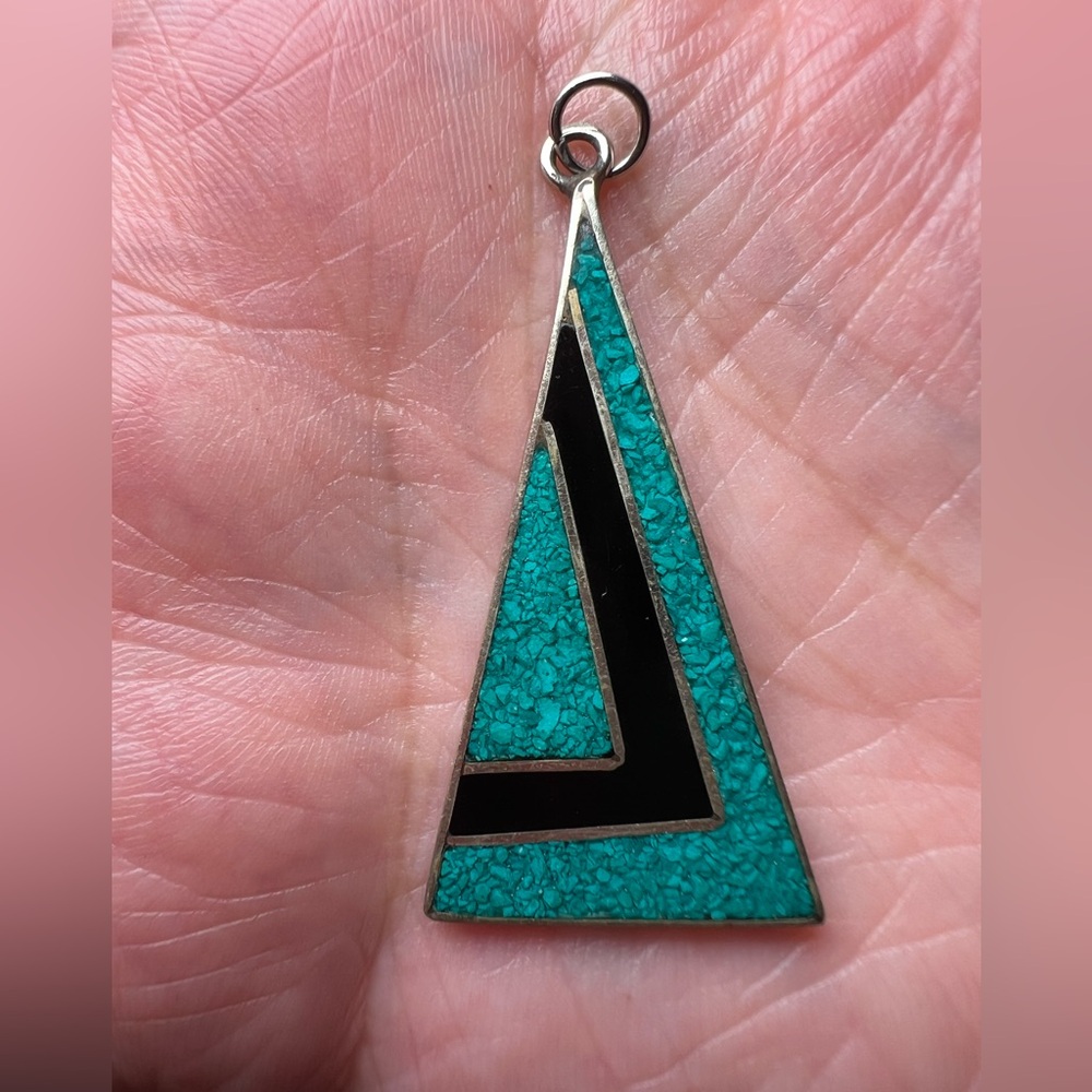 Retro Turquoise & Onyx Simulant Alpaca Necklace Pendant